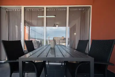 Hyggemate - 2 Bed Room Warm Stay in Sarnitsa