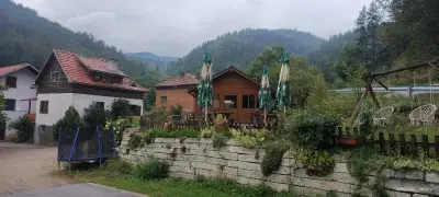 Ресторант - Барбекю “При Яна и Янек”