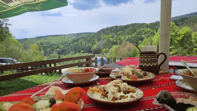 Ресторант - Барбекю “При Яна и Янек”