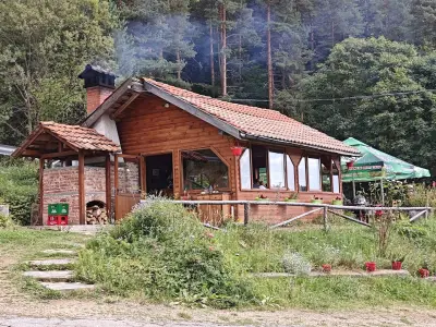 Ресторант - Барбекю “При Яна и Янек”