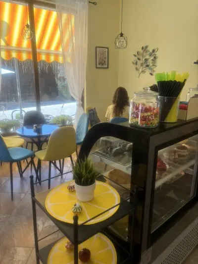 Sweet House Хъни