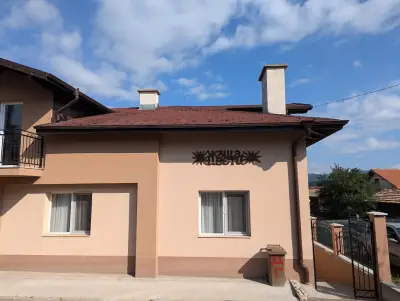 Къща Цвети