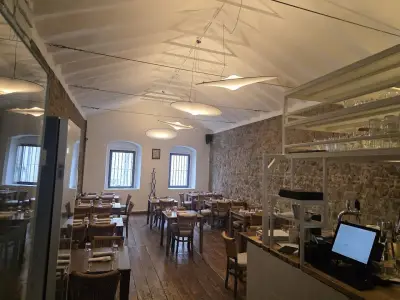 Таверна Дуняс