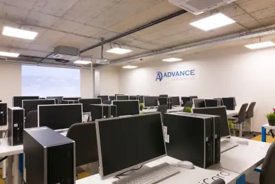 AdvanceAcademy.bg