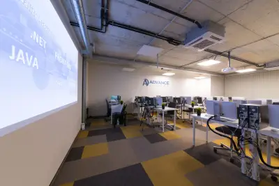 AdvanceAcademy.bg