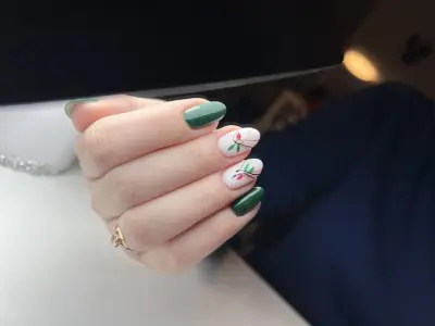Studio Nora art nails