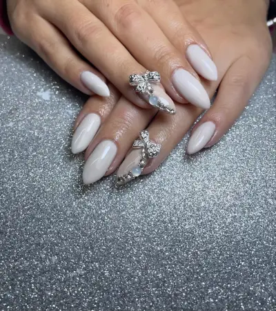 Asya Nails