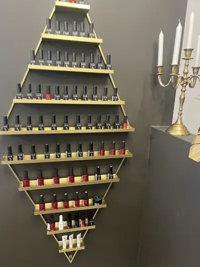 Dolce Mani