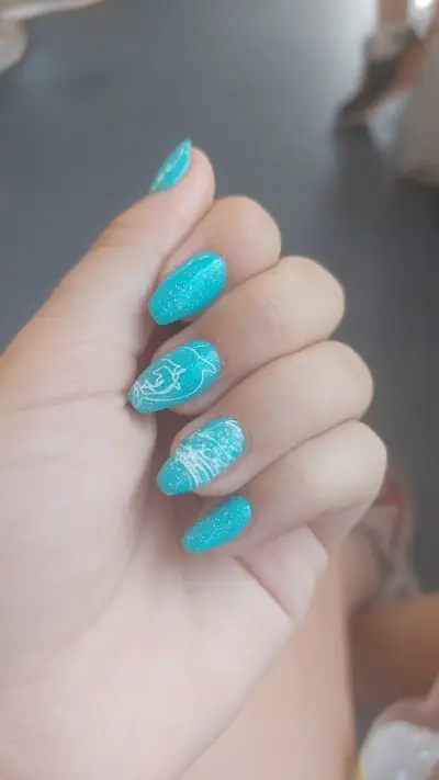 Салон УЛИ "ULI NAILS"