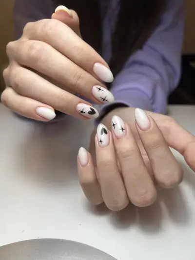 Almond nails studio