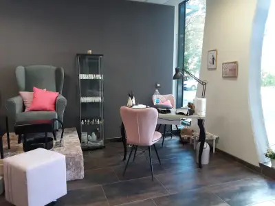 Candy Nail House