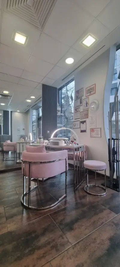 Candy Nail House