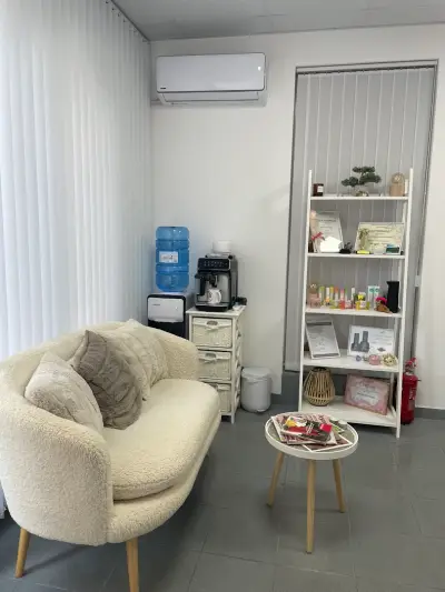 Nailroom by Daniella