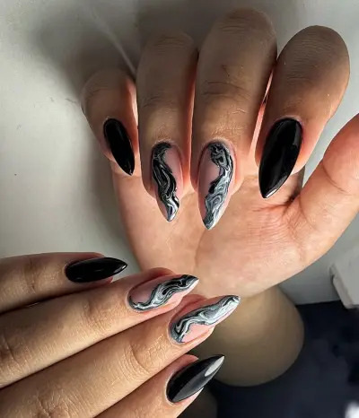 Royal nails and beauty