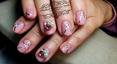 Radost Tsaneva NAILS