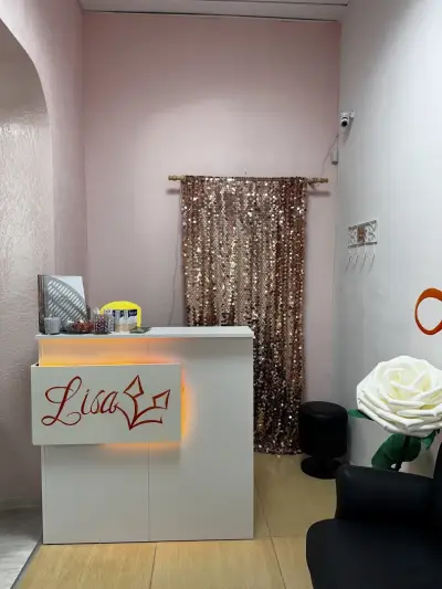 Салон за красота в Пловдив "LISA Beauty Space" - маникюр, педикюр, перманентен грим, подстригване, визаж и козметология.