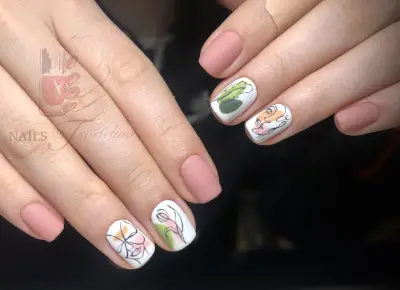 Nails by Tsvetelina