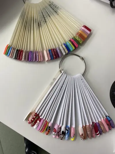 Neli nails
