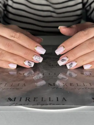 Black and white nail studio