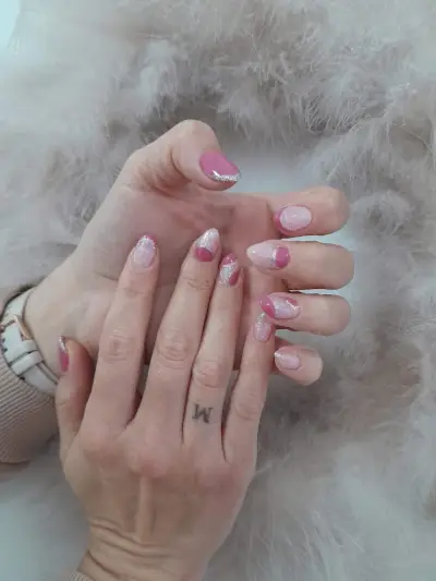 QUEEN NAILS Козметично студио