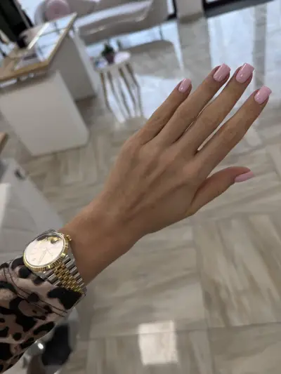 G.Nails - студио за маникюр