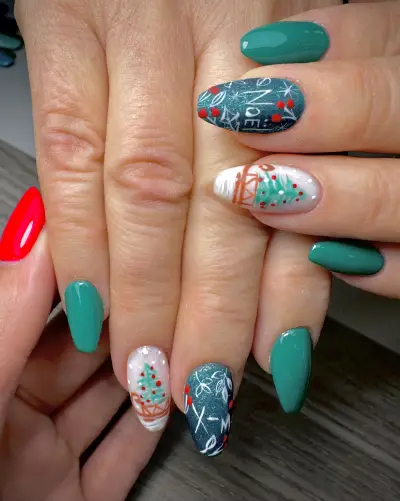 Nails Studio'R'
