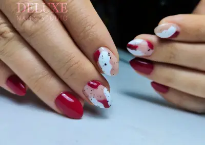 Deluxe Nails Studio