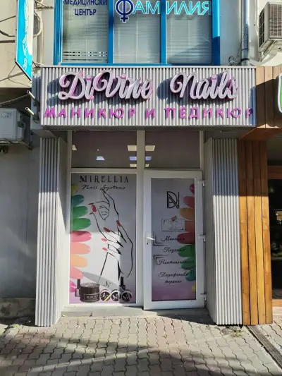 DiVine Nails Studio
