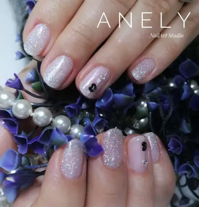 Маникюр и педикюр Велико Търново A N E L Y - NailArt Studio