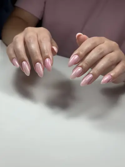 Studio Zlatova nails