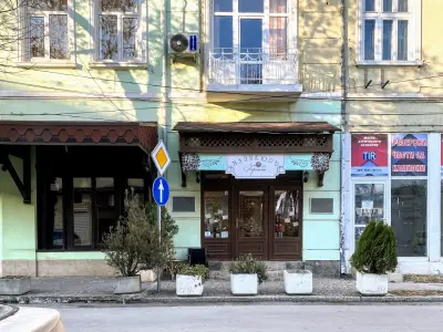 Маникюръ Гергина