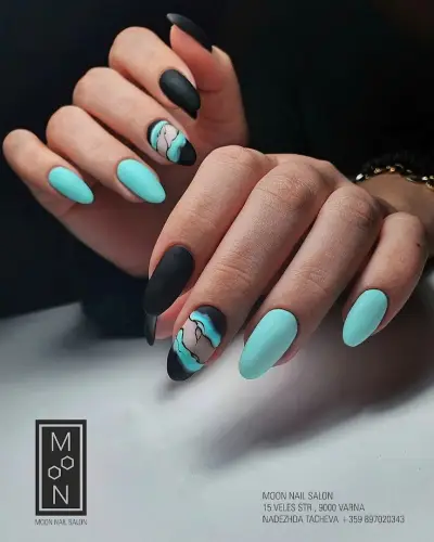 Moon Nail Salon