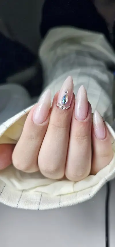 Lux Nails Varna