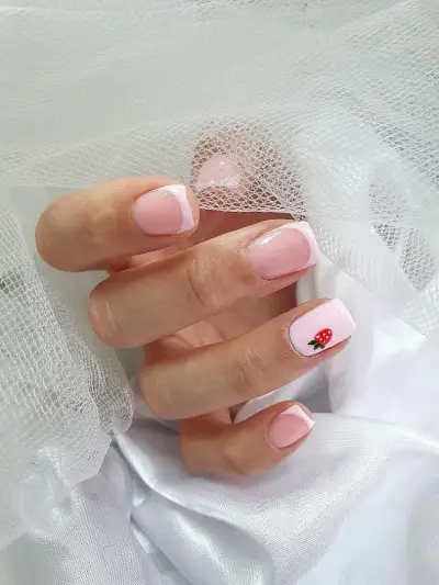 Lux Nails Varna