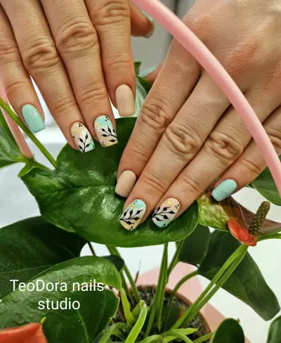 TeoDora nails studio