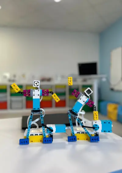 ROBO KIDS Враца - академия за деца по роботика и програмиране
