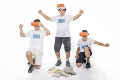 Интерактивна VR школа ,,Запетая"