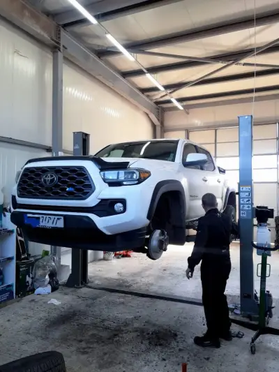 Pro Race Garage