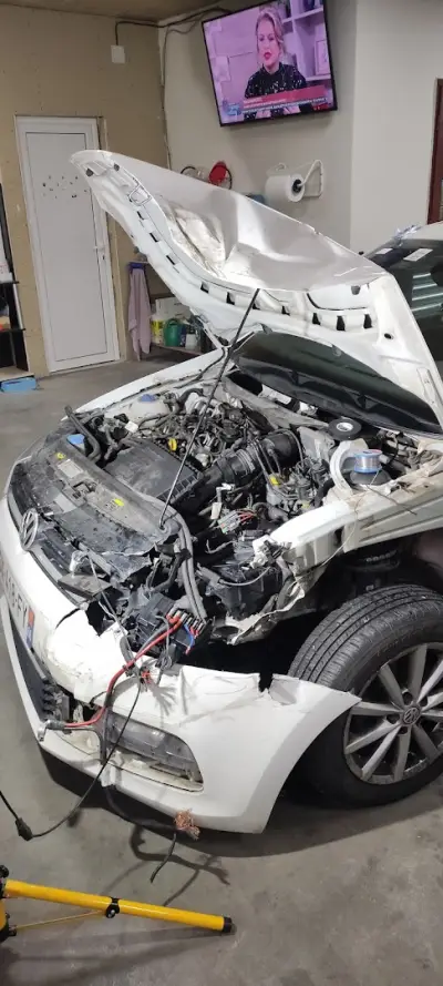 Autoquattro
