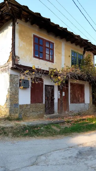Dedovite Kashti