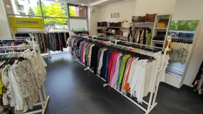 магазин Humana second hand