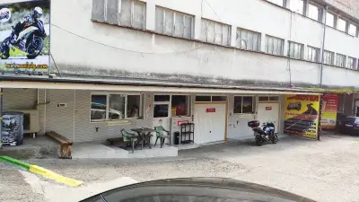 Емандиеви Мото