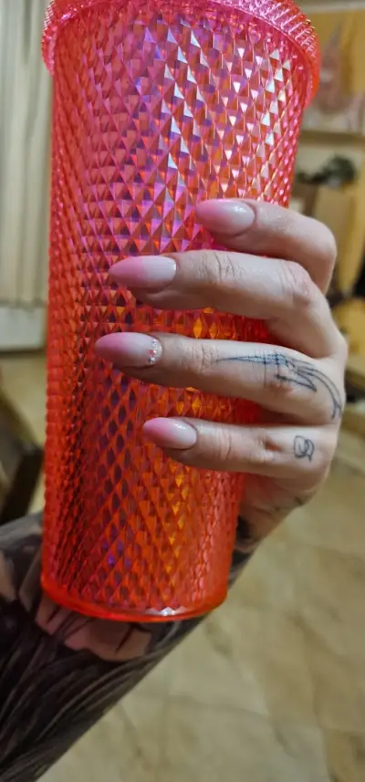 NAIL CONTACT