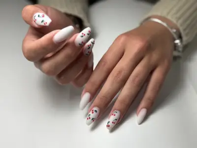 Studio M&M nails
