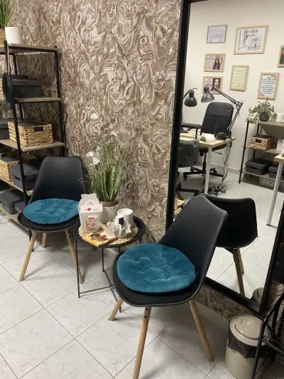 Nails studio by Lora