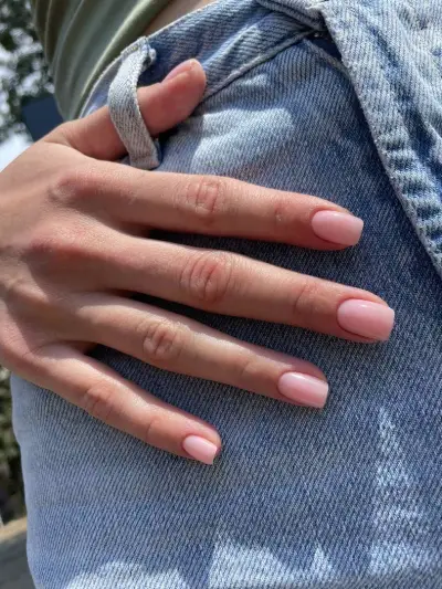Contrast NAIL SALON