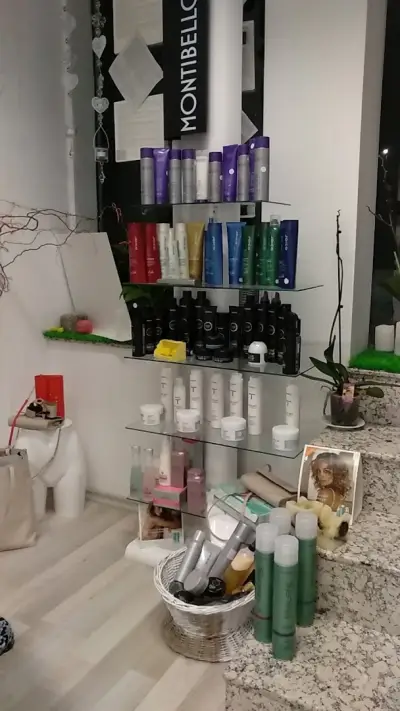 My MaRVeL Nail Experience