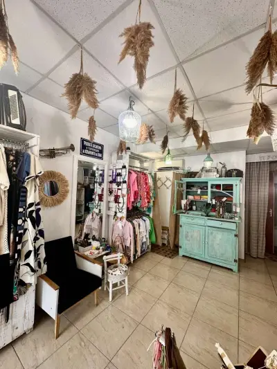 Vintage italiano clothes shop