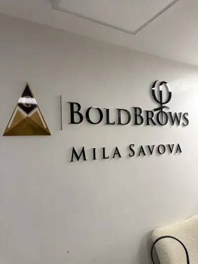 Микроблейдинг & Перманентен грим от Mila Savage Beauty and Academy