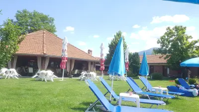 Минерален басейн Пири